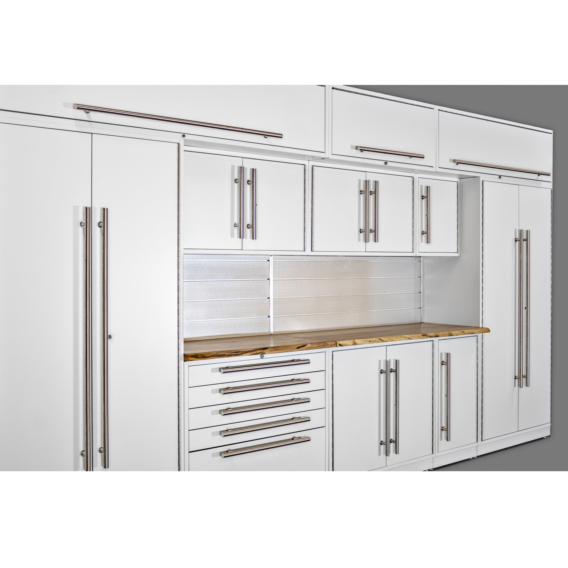 LUX Cabinets – 16 ft set – MAX