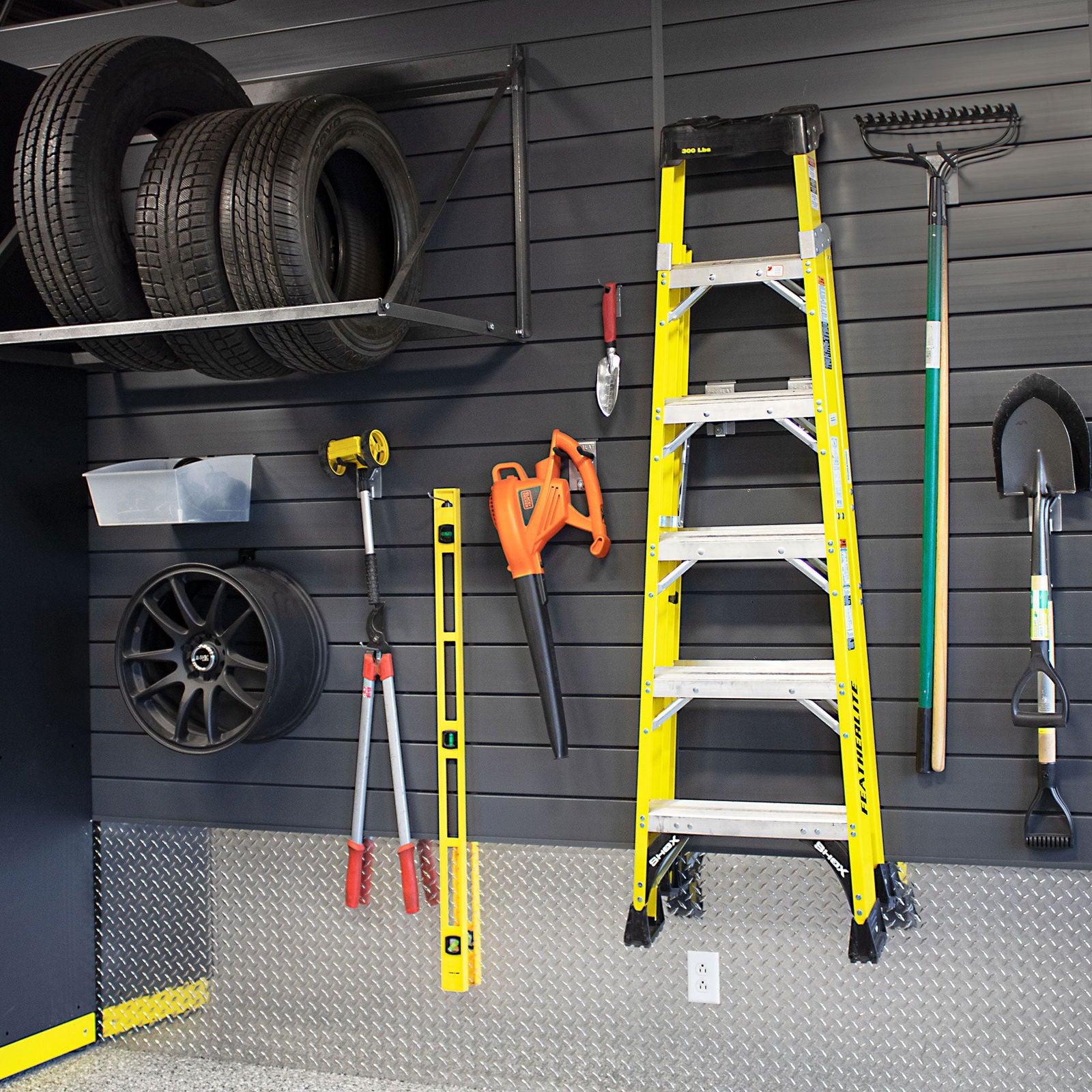 4 x 8 ft. PVC Slatwall - Proslat US 