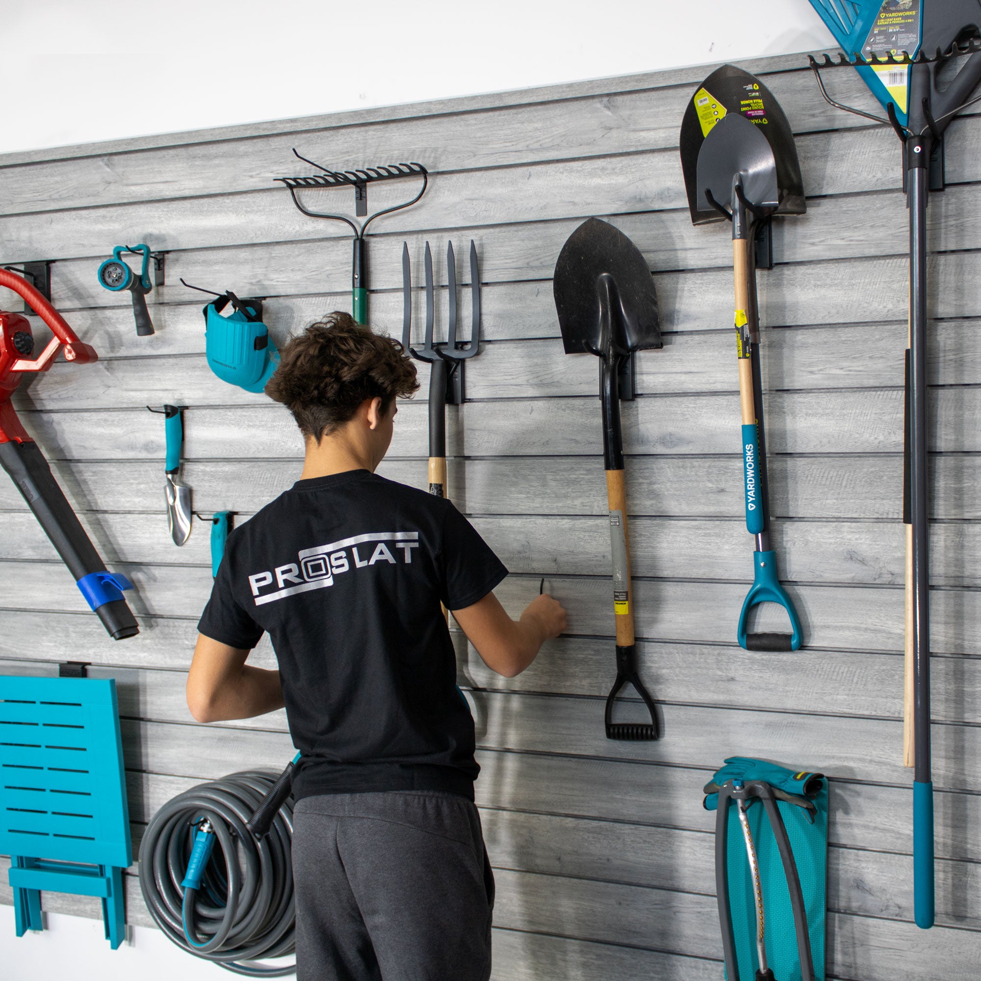 PROCORE PLUS Slatwall The standard – STEALTH